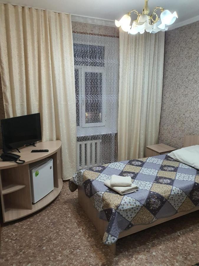 Karaganda Hotel Buitenkant foto